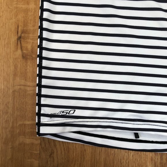 Girls Dakine rashguard, size 6 - Picture 3 of 4